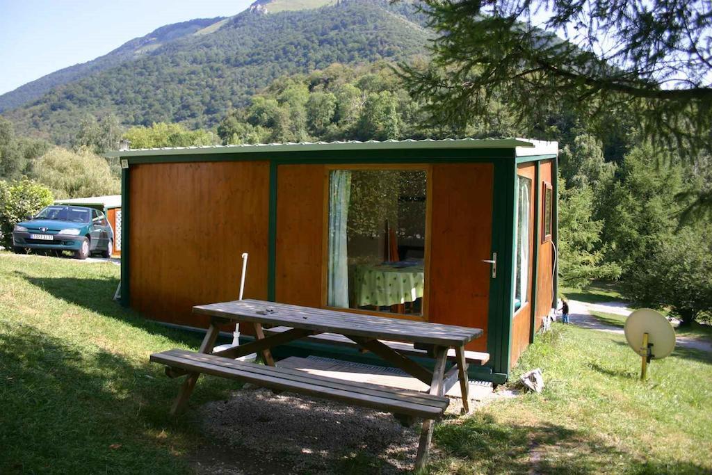 Camping Le Rey Louvie Juzon Room photo